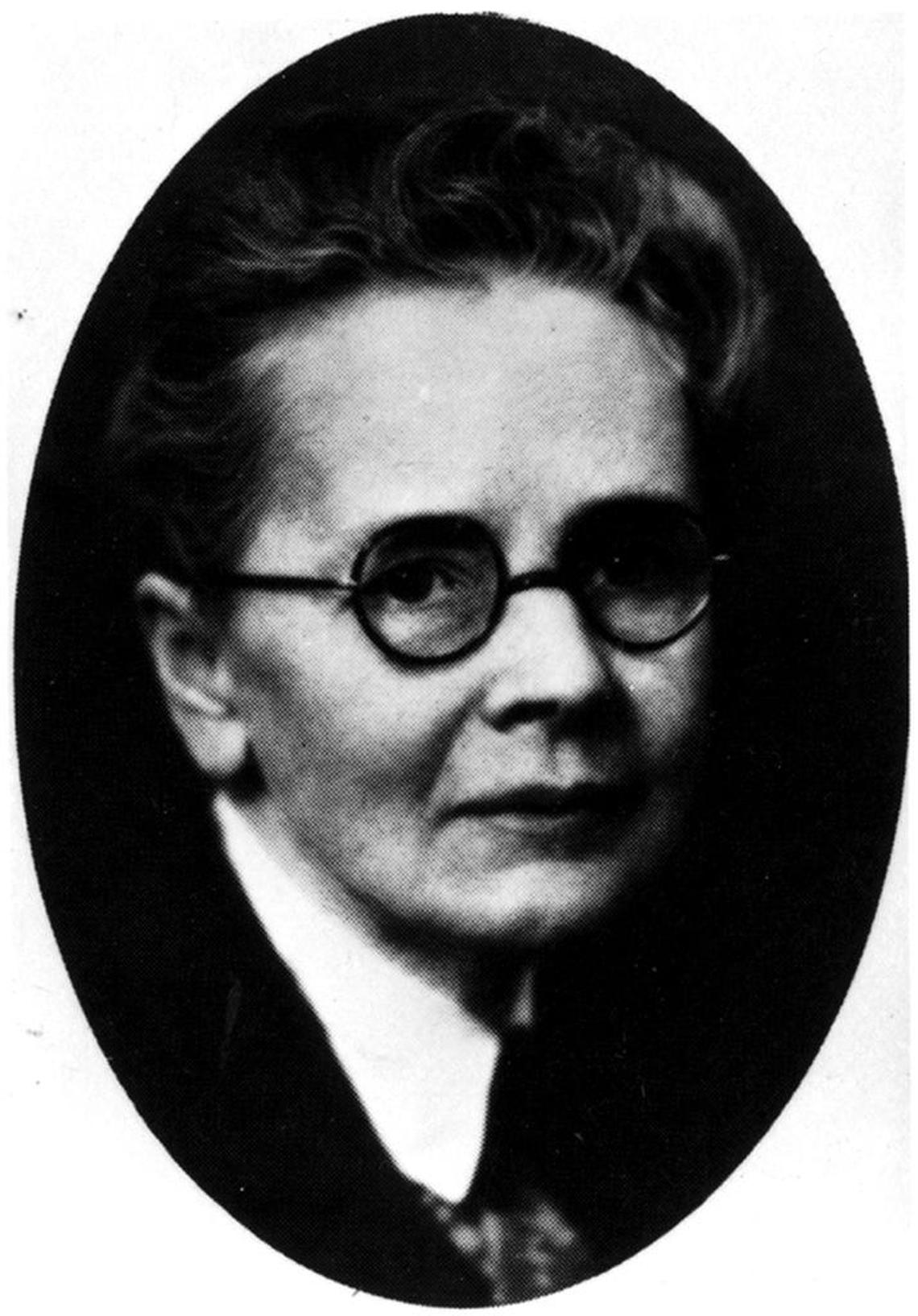 Julia Morgan was the architect of the Monday Club and Hearst Castle.