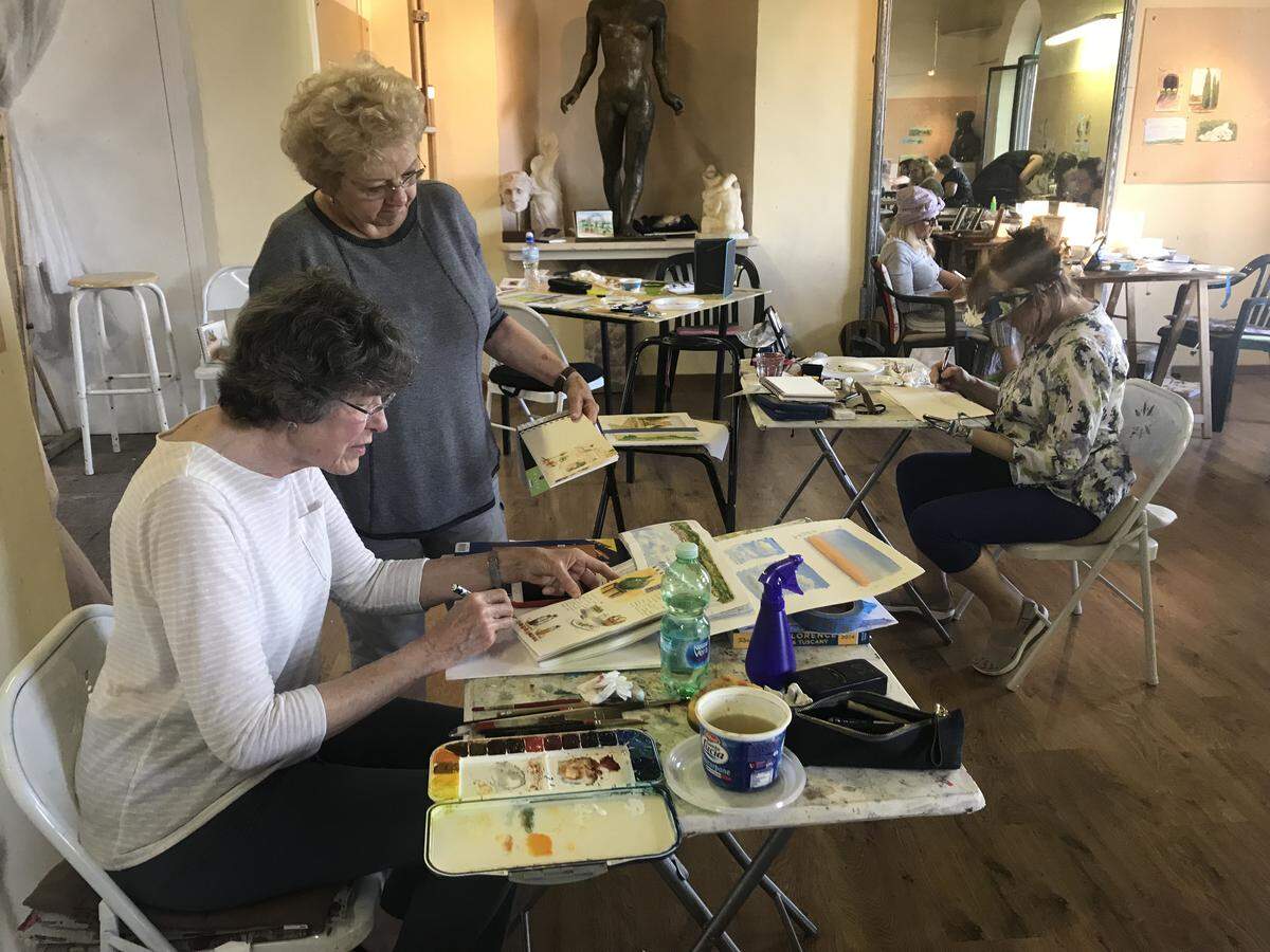 Art teacher Tricia Reichert leads a class at Verrocchio Art Centre in Casole d’Elsa, Italy.