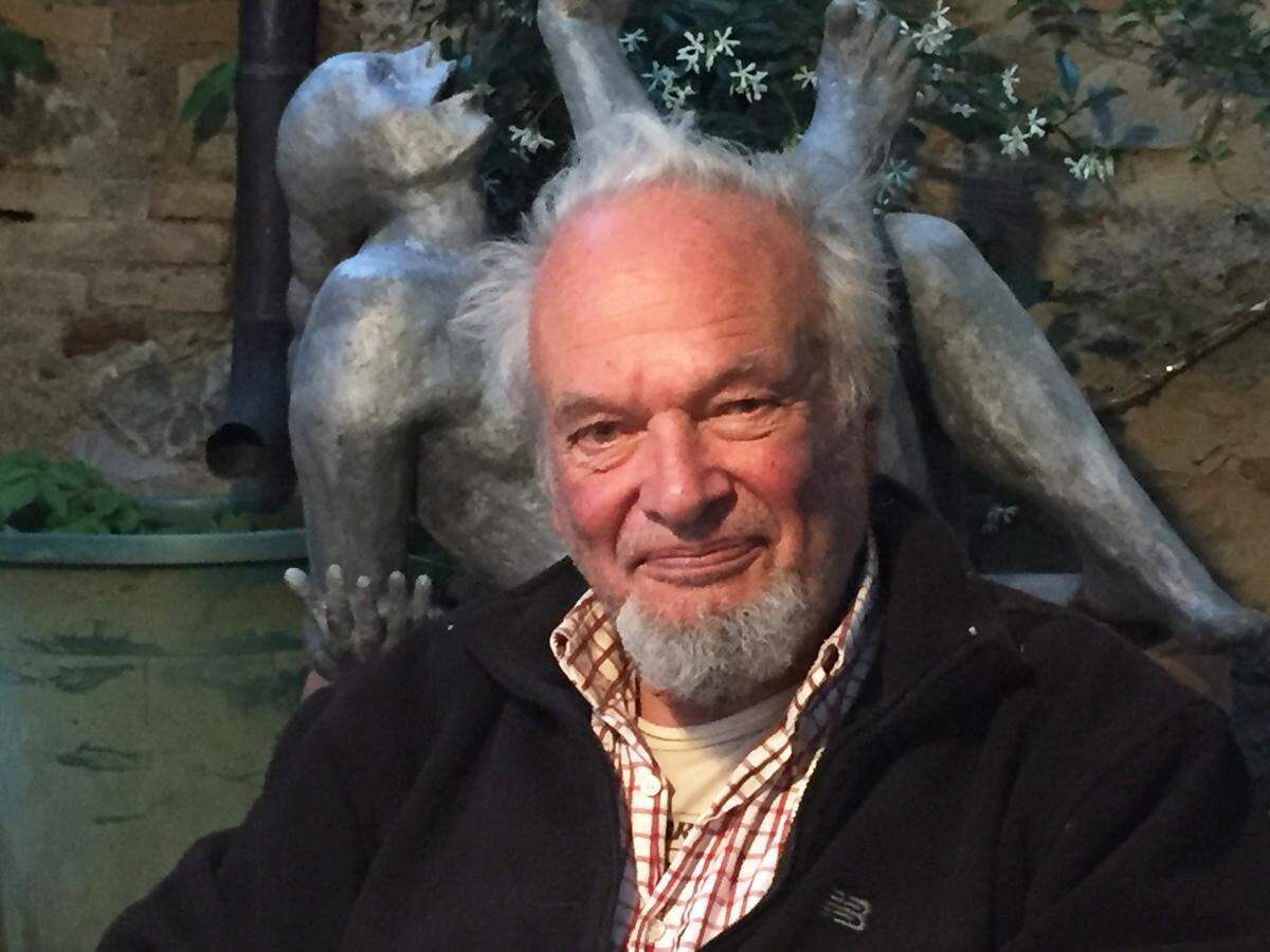 Sculptor and art historian Nigel Konstam is the founder of the Verrocchio Art Centre in Casole d’Elsa, Italy.