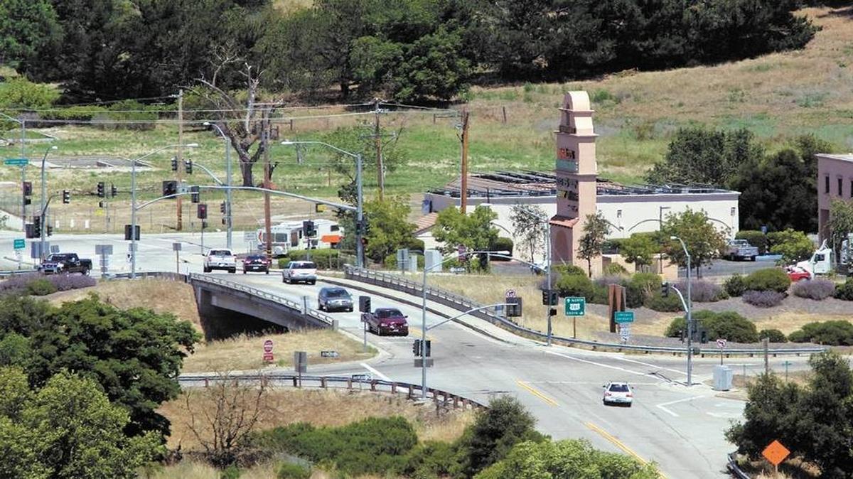 This view of the Del Rio Road overpass over Highway 101 in Atascadero looks toward El Camino Real and the site of the proposed Wal-Mart store in 2012.