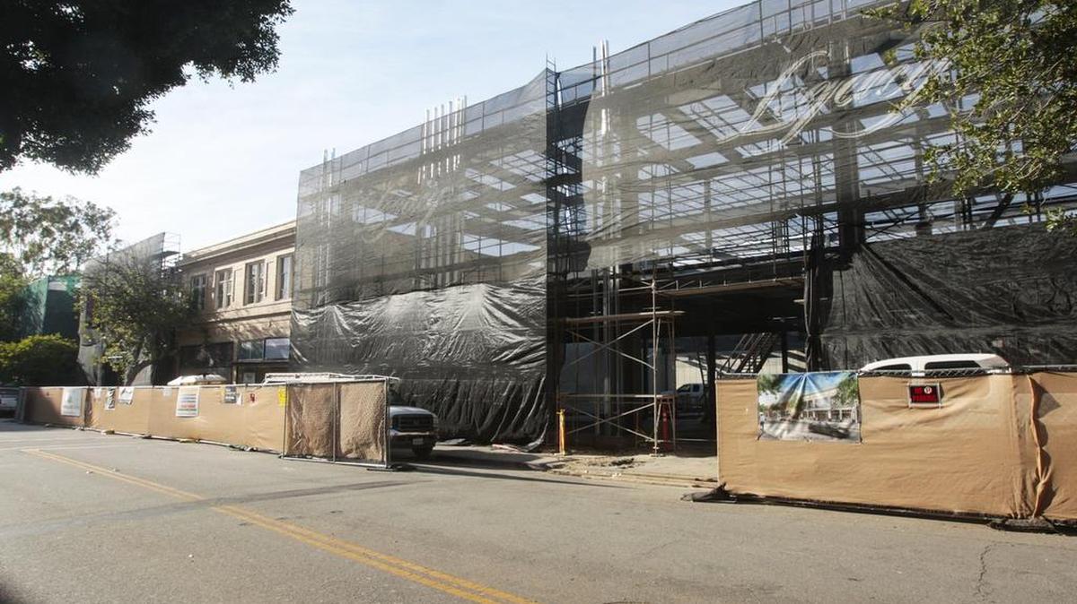 Monterey Street in San Luis Obispo is taking on a new look as the Chinatown project wraps around the Muzio’s building. An H&M is slated to open in downtown SLO in the new retail space.