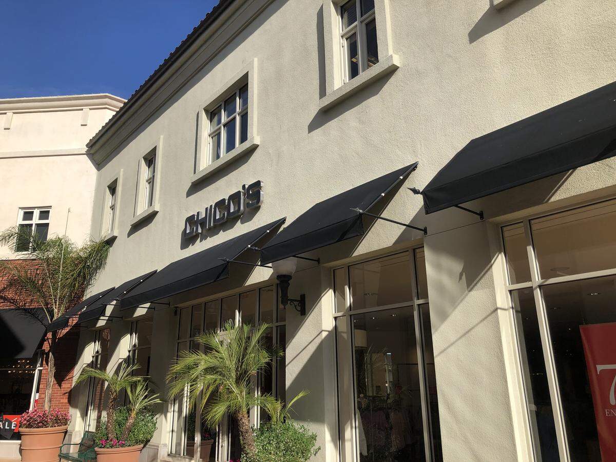 Sister stores Chico’s and White House Black Market closed in San Luis Obispo in 2020.