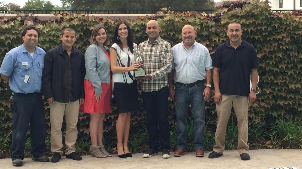 The Holiday Inn Express & Suites of Atascadero won the InterContinental Hotels Group 2015 Torchbearer Award, the company's most prestigious award.