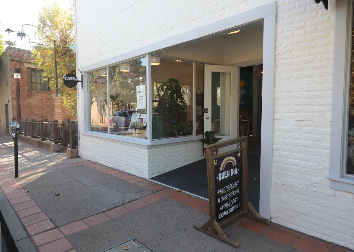 Jonathan Ventura and Helena Cortes create nature photography images they print and sell in store (framed and unframed) using natural oils to make colors. Their new business is Buen Dia.