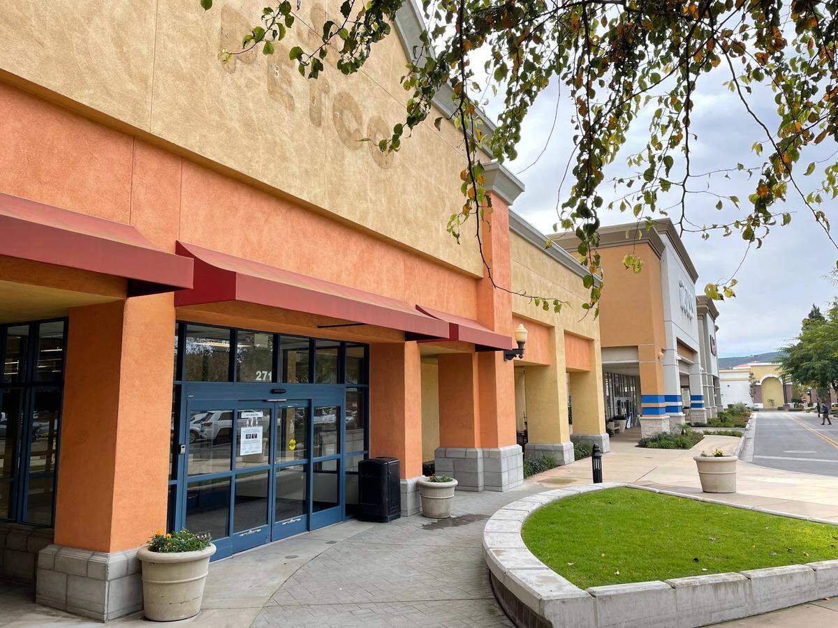 Two new national stores will fill the Madonna Plaza space vacated by Petco in December 2021: Party City and Five Below.