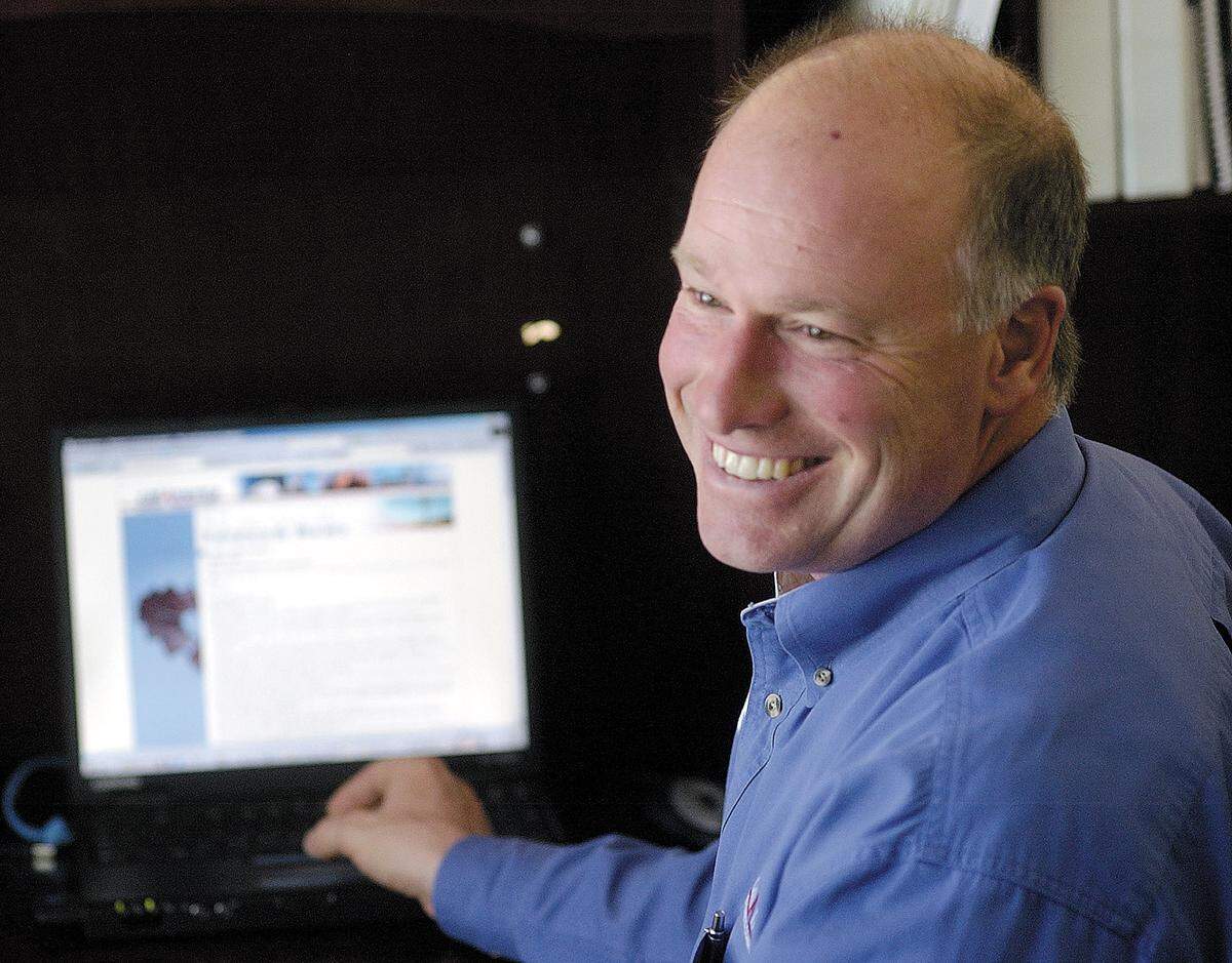 Jeff Buckingham in 2004 at Call America.
