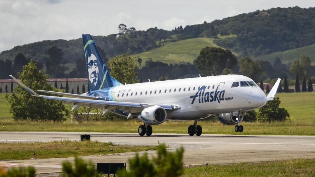 The first Alaska Airlines flight from Seattle arrives at the San Luis Obispo County Regional Airport in April 2017.