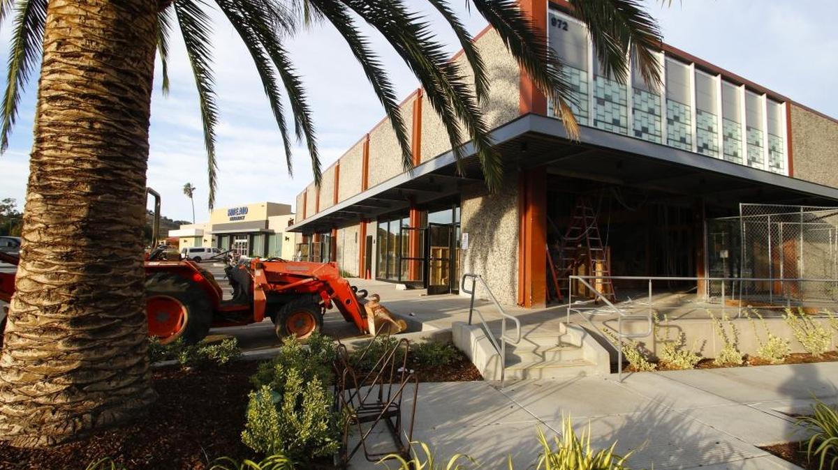 Milestone Tavern Bar and Grill will occupy the former Bank of America building in a revamped University Square.