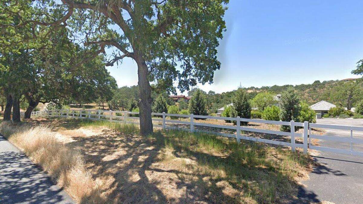 House on 2900 block of Warm Springs Lane