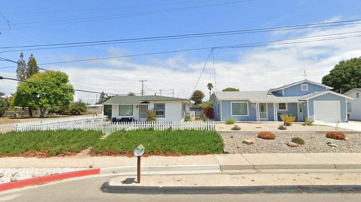 House on 1300 block of Newport Avenue