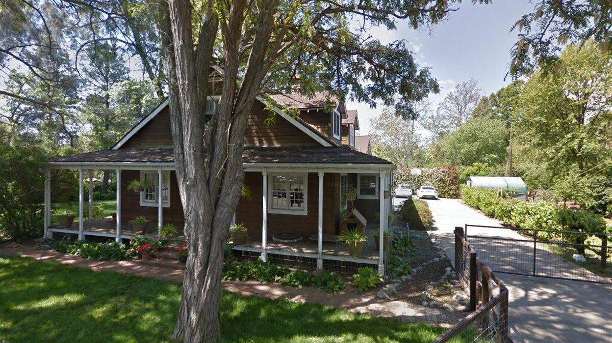 House on 16800 block of Walnut Avenue