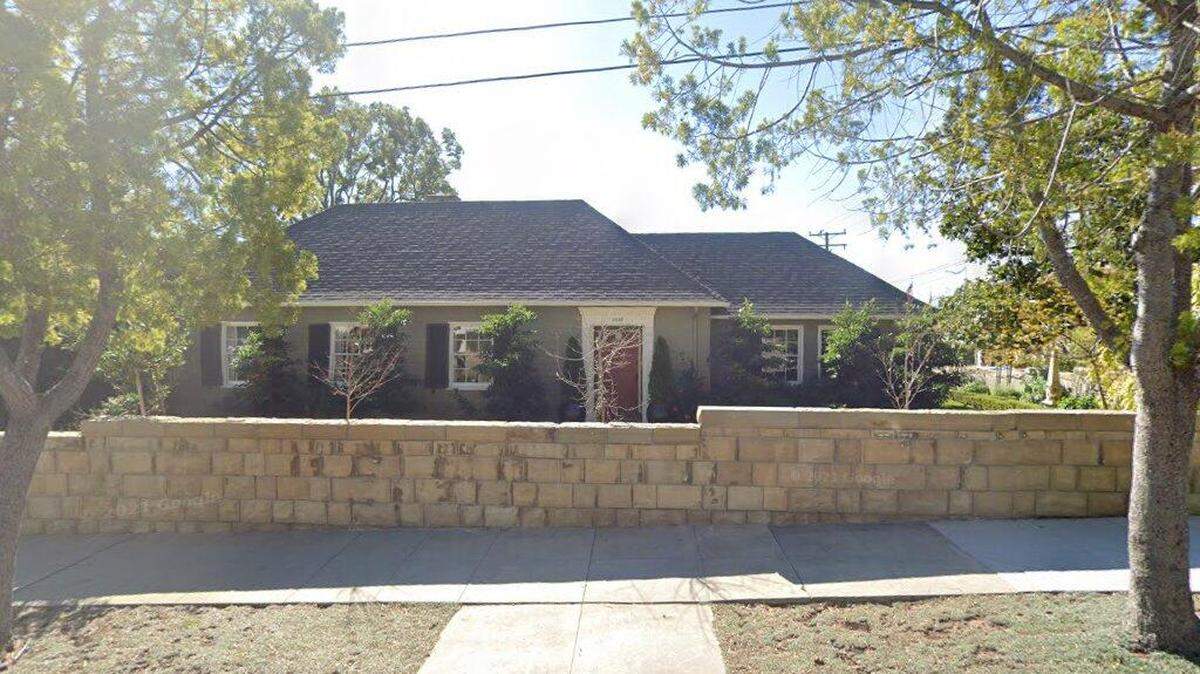 House on 2500 block of Anacapa Street