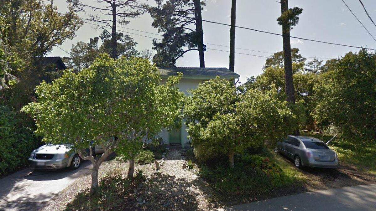 House on 2300 block of Pineridge Drive