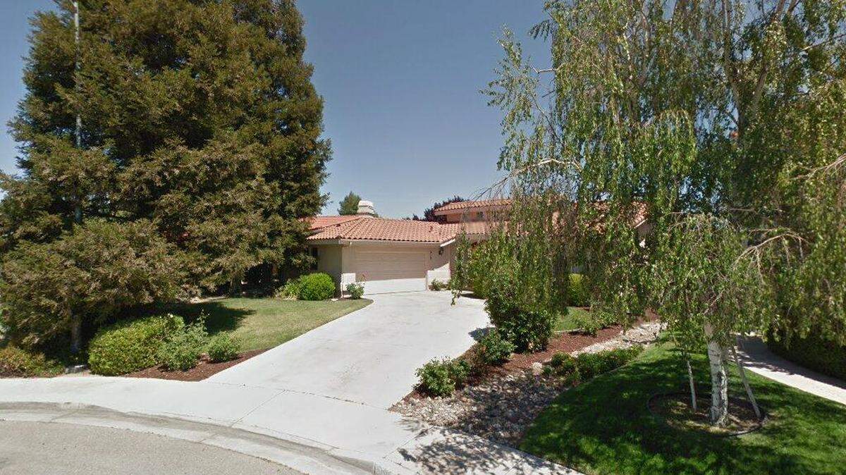 House on 900 block of Spyglass Court