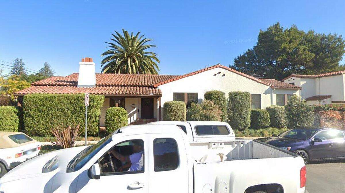 House on 1400 block of Santa Rosa Street
