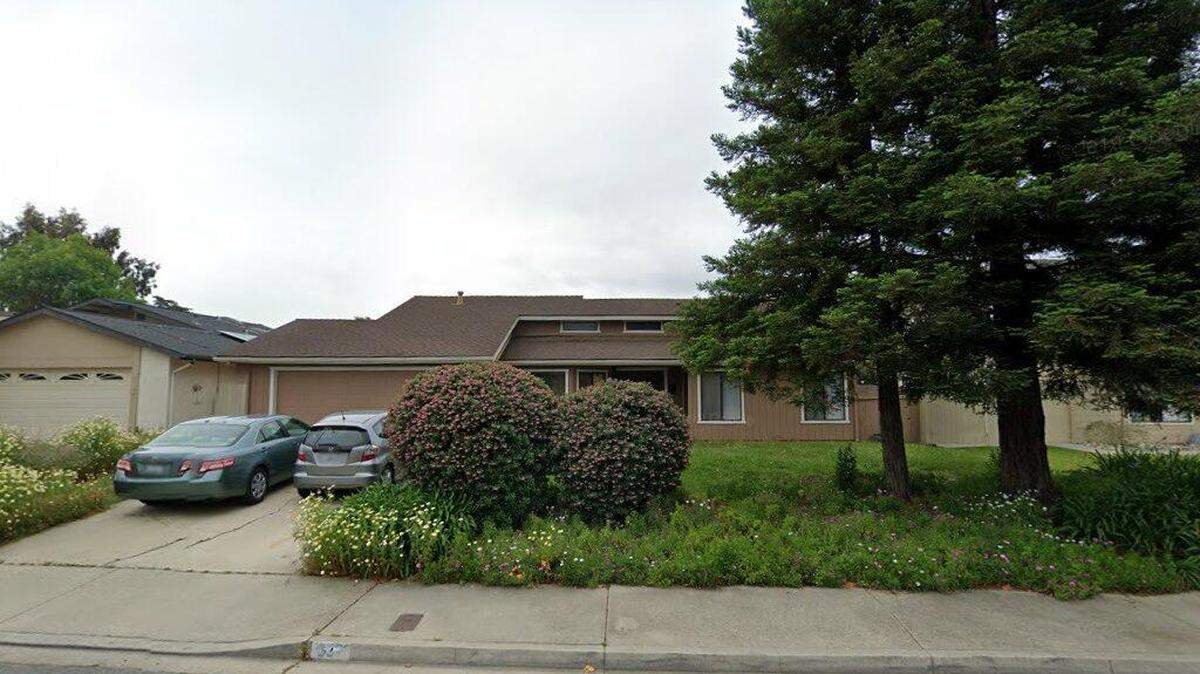 House on first block of Las Praderas Drive