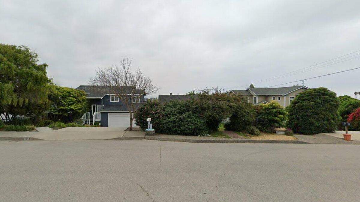 House on 1000 block of Newport Avenue