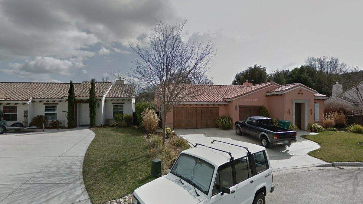 House on 5000 block of Via Colonia Court