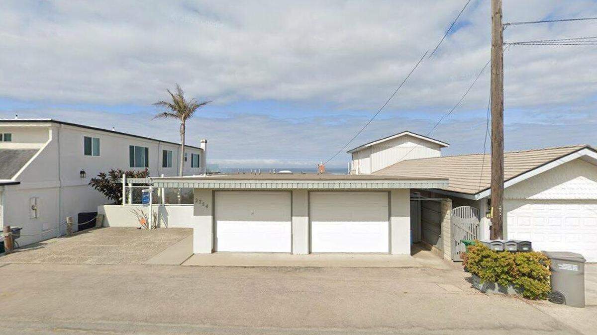 House on 2700 block of Studio Drive