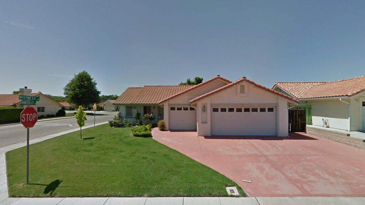 House on 900 block of Inverness Drive