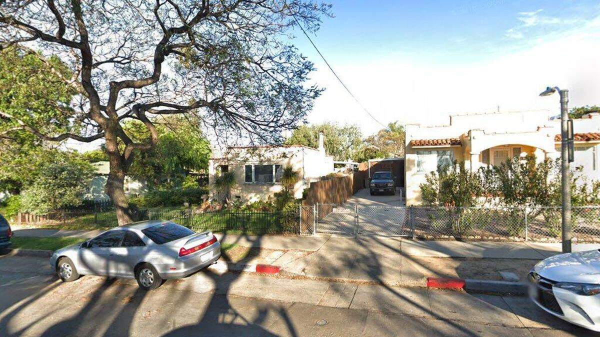House on 1300 block of Cacique Street