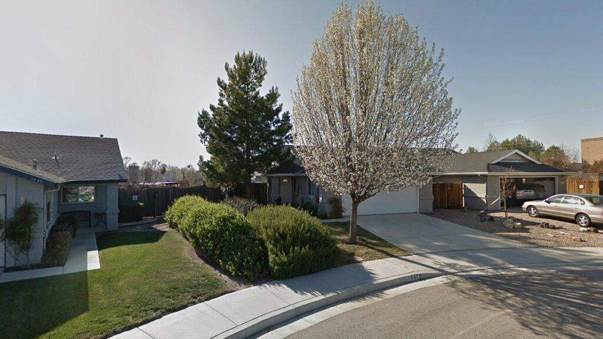 House on 1400 block of Sequoia Court