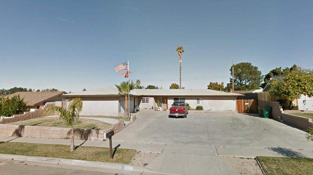 House on 400 block of Fair Oaks Drive