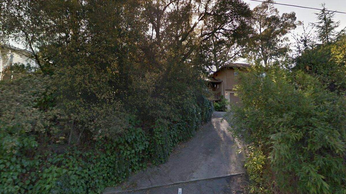 House on 4200 block of Arizona Avenue