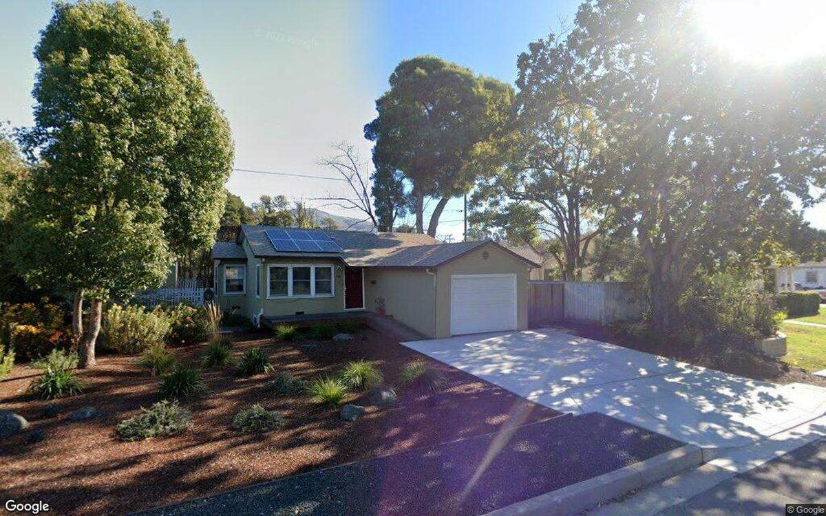 House on 500 block of Ellen Way