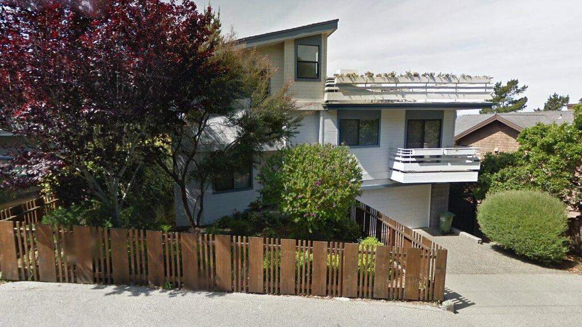House on 1700 block of Dreydon Avenue