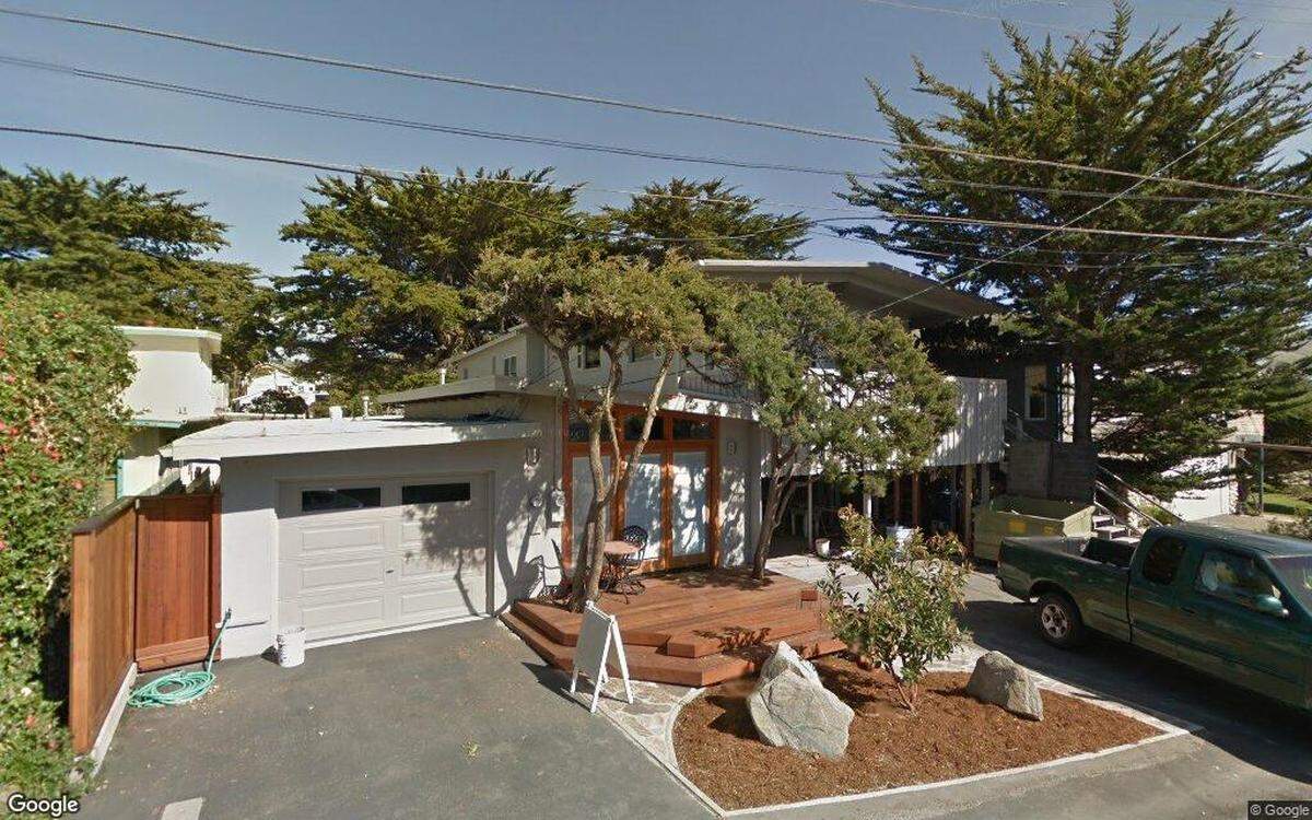 House on 2800 block of Studio Drive