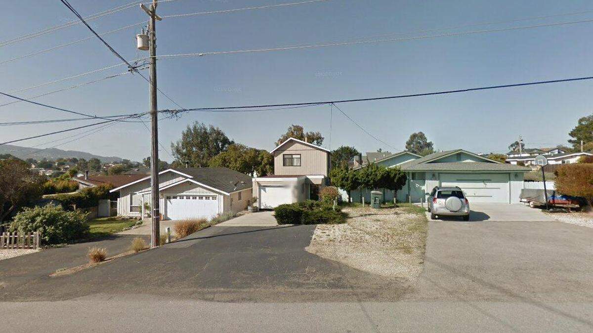 House on 1400 block of 17th Street