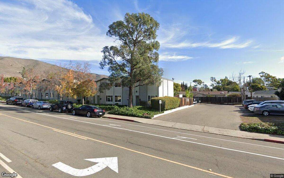Apartment building on 600 block of Chorro Street