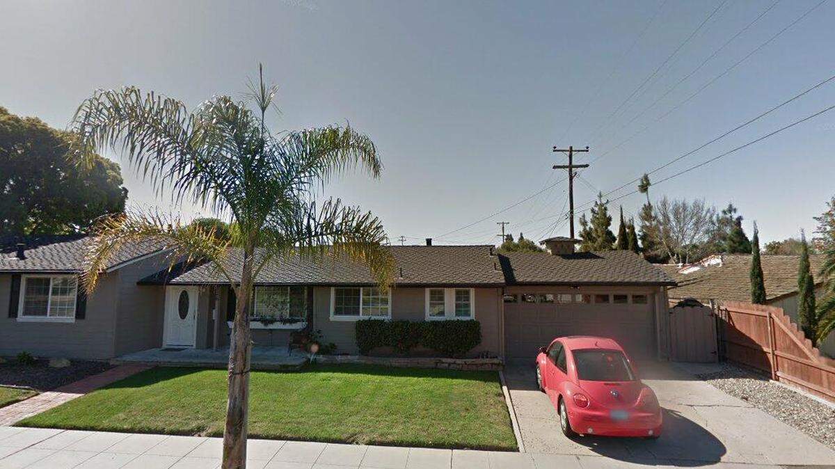 House on 300 block of East Mariposa Way