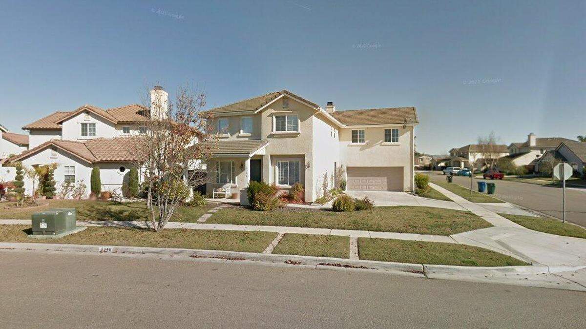 House on 2300 block of Del Sur