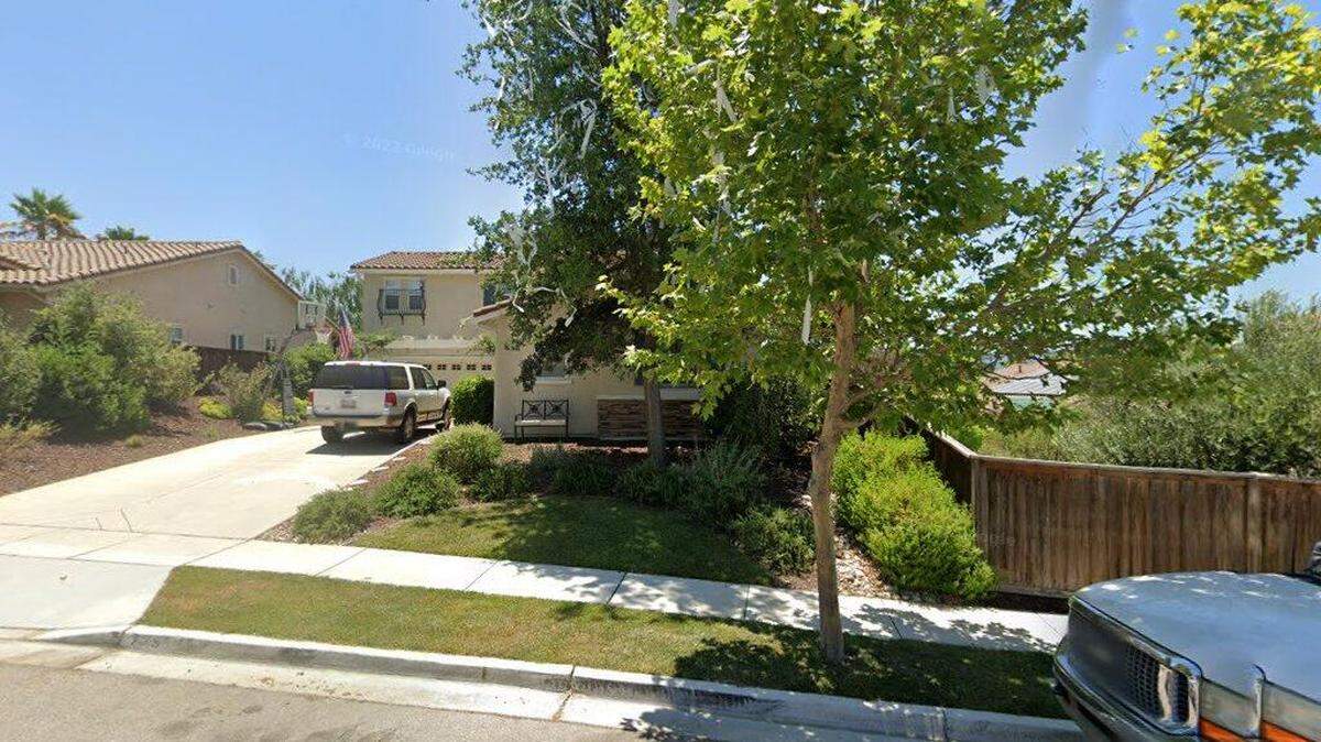 House on 700 block of Rosebay Way