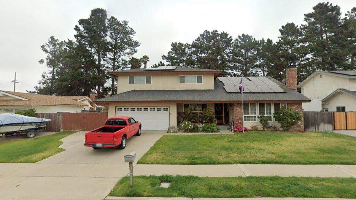 House on 4800 block of Goodland Street