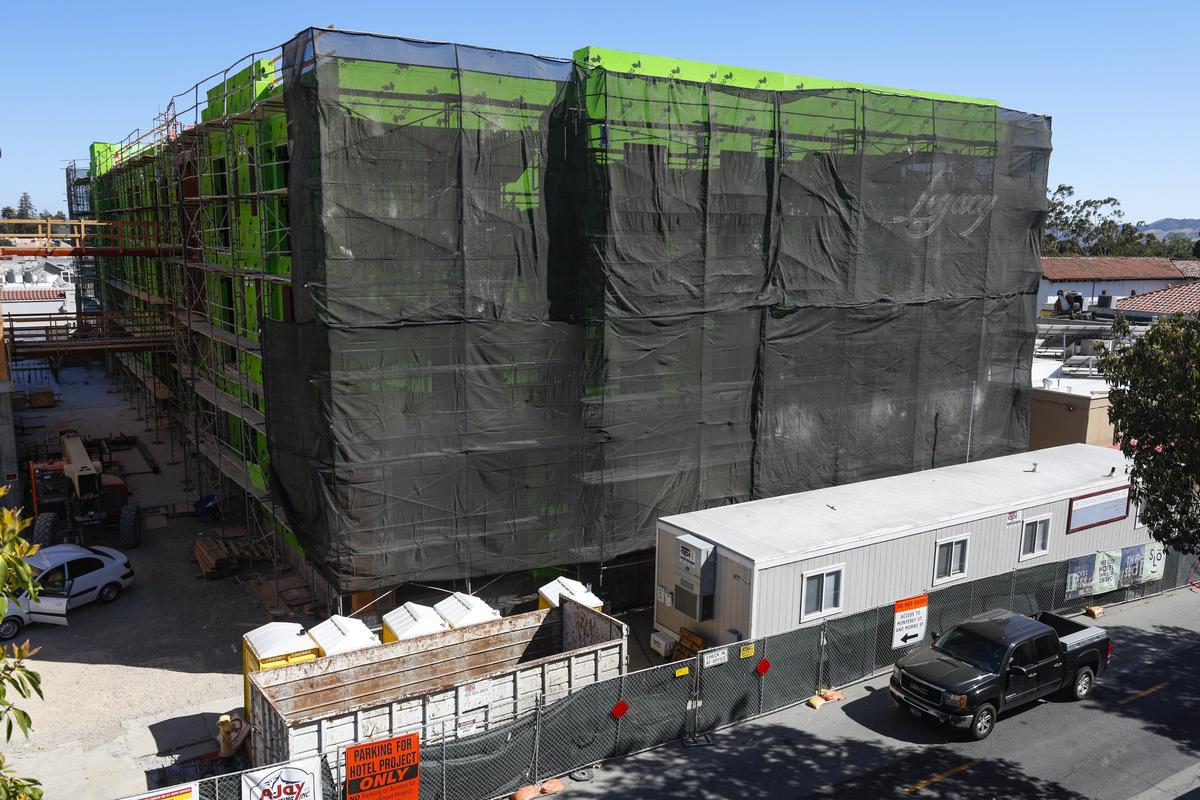 Hotel San Luis Obispo, which is located at 995 Morro St. in the Chinatown district, will feature 78 rooms and suites with views for guests of surrounding hills and hotel gardens.