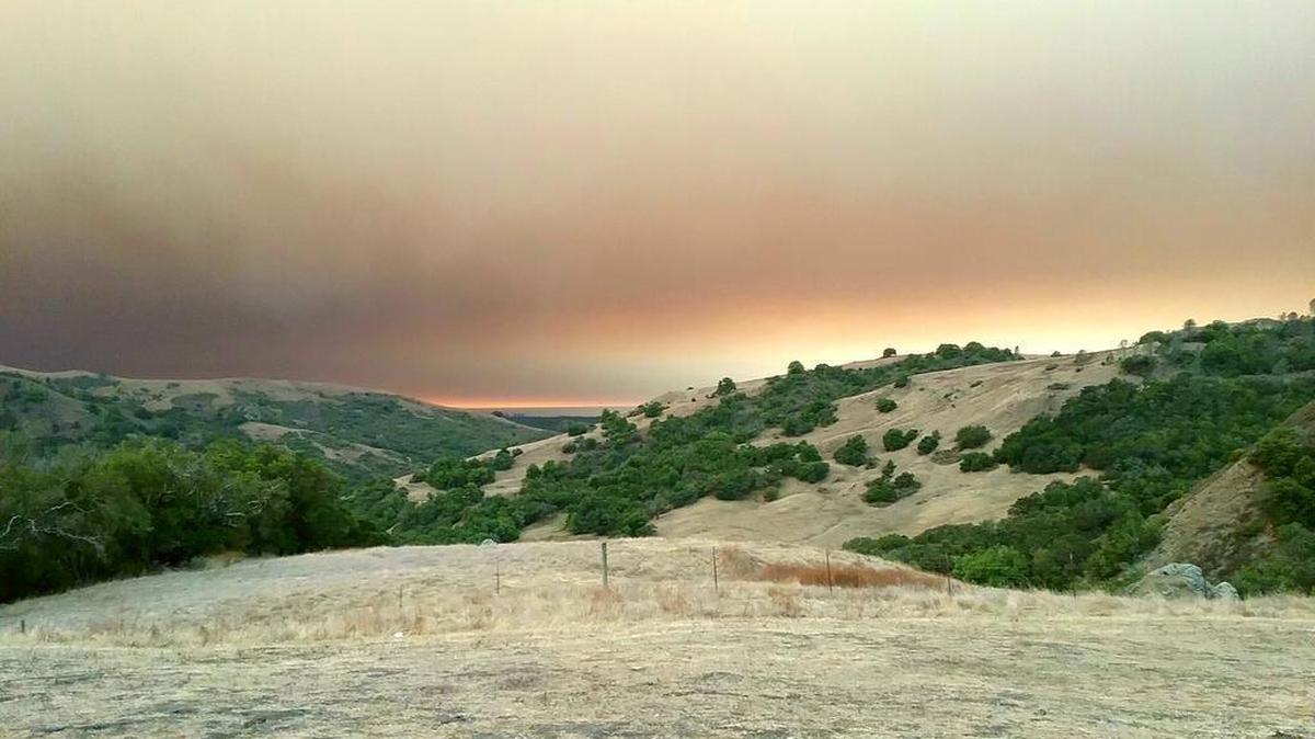 Thomas Fire smoke as seen from Cambria on Sunday, December 10, 2017.