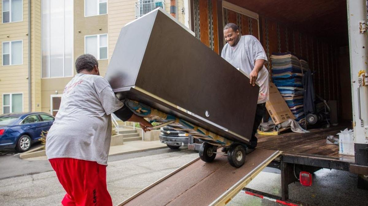 About 6 million people moved out of California from 2007 to 2016, a new report has found.