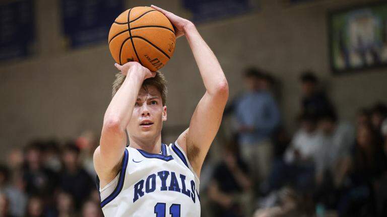 MIssion Prep beats SLO HS 60-49. See the photos