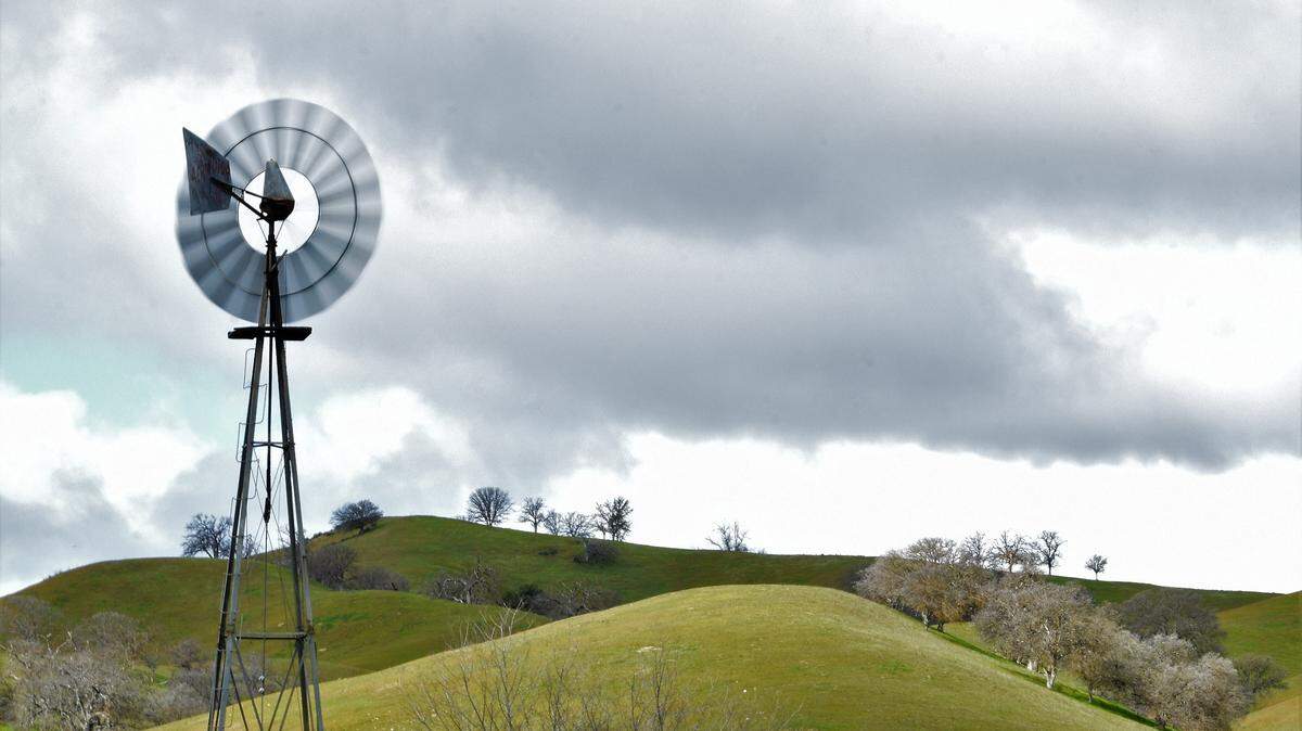 Stormy weather on Highway 58 near the Carrizo Plains in San Luis Obispo County.