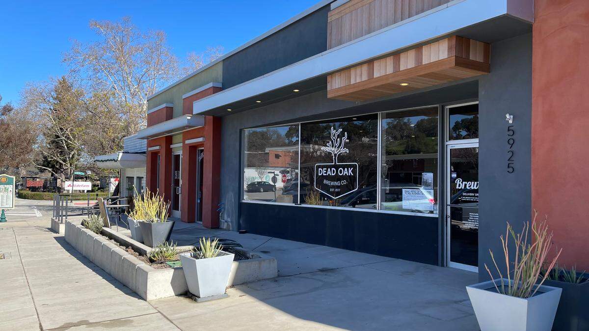 Barley and Boar Restaurant and Distillery is replacing Dead Oak Brewery and Restaurant on Entrada Avenue in Atascadero.