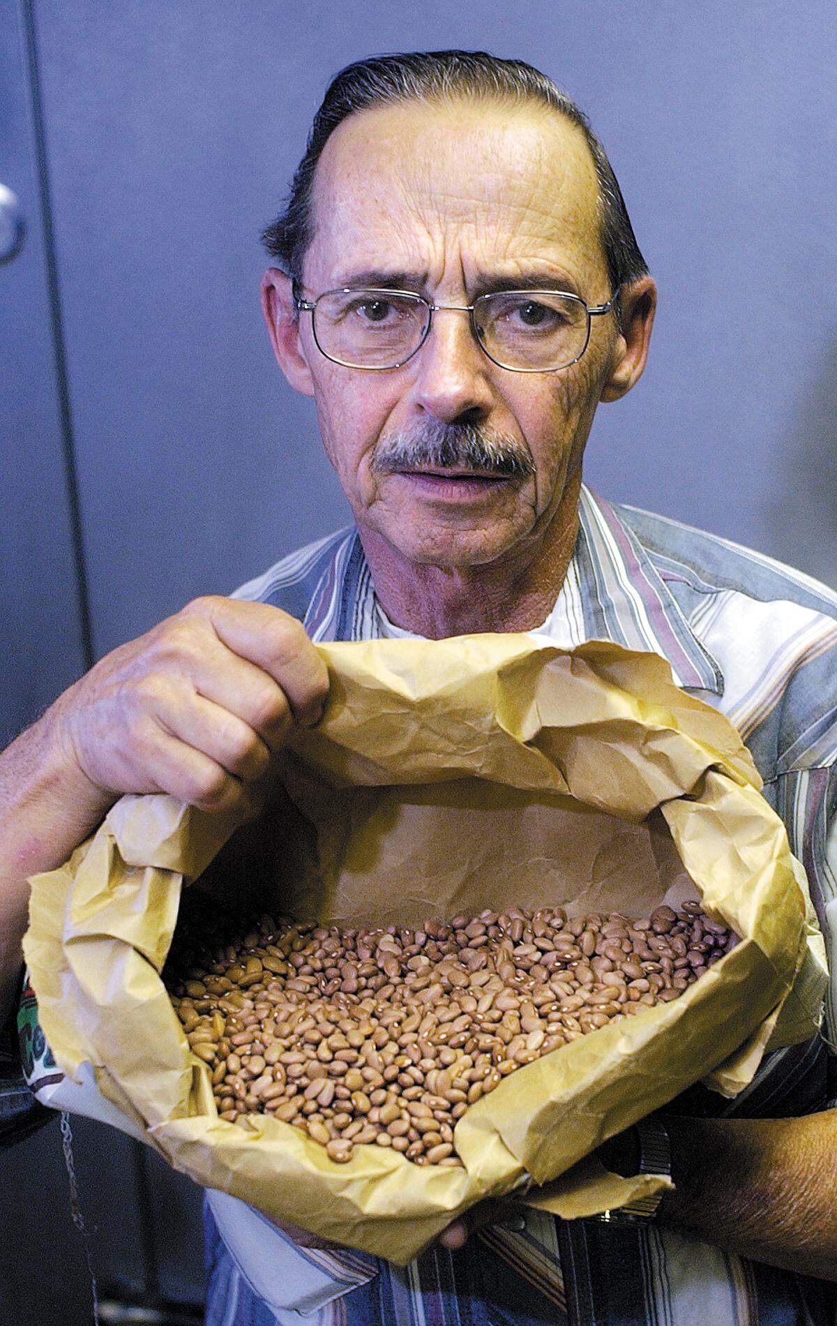 Larry Eastwood has a recipe for beans that will feed over 10,000 people. He got it when he bought Vic’s Cafe in Paso Robles in 1972. He eventually sold to Brett and Dee Aud in 2018. Pictured here Oct. 4, 2004.