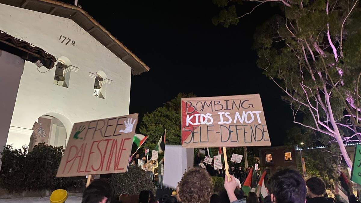More than 300 people gathered at Mission Plaza in downtown San Luis Obispo to call for a ceasefire in Gaza on Thursday, Nov. 9, 2023. 