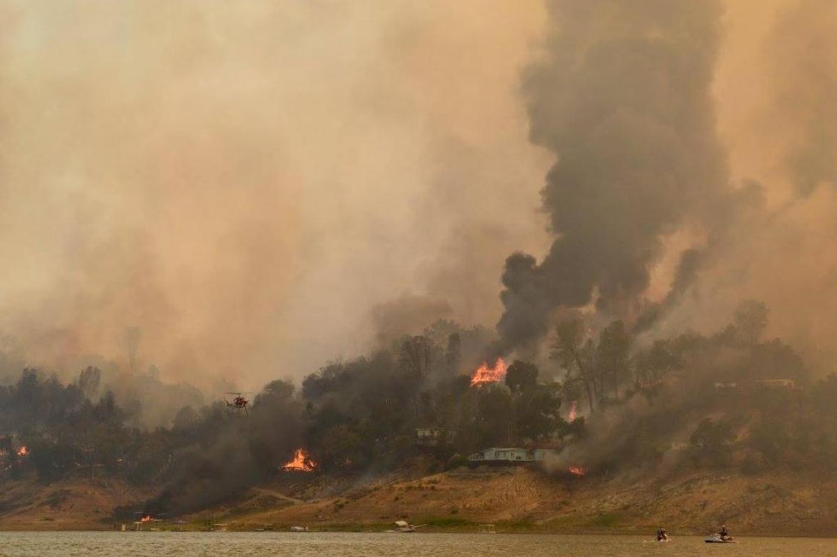 The Chimney Fire near Lake Nacimiento in 2016.