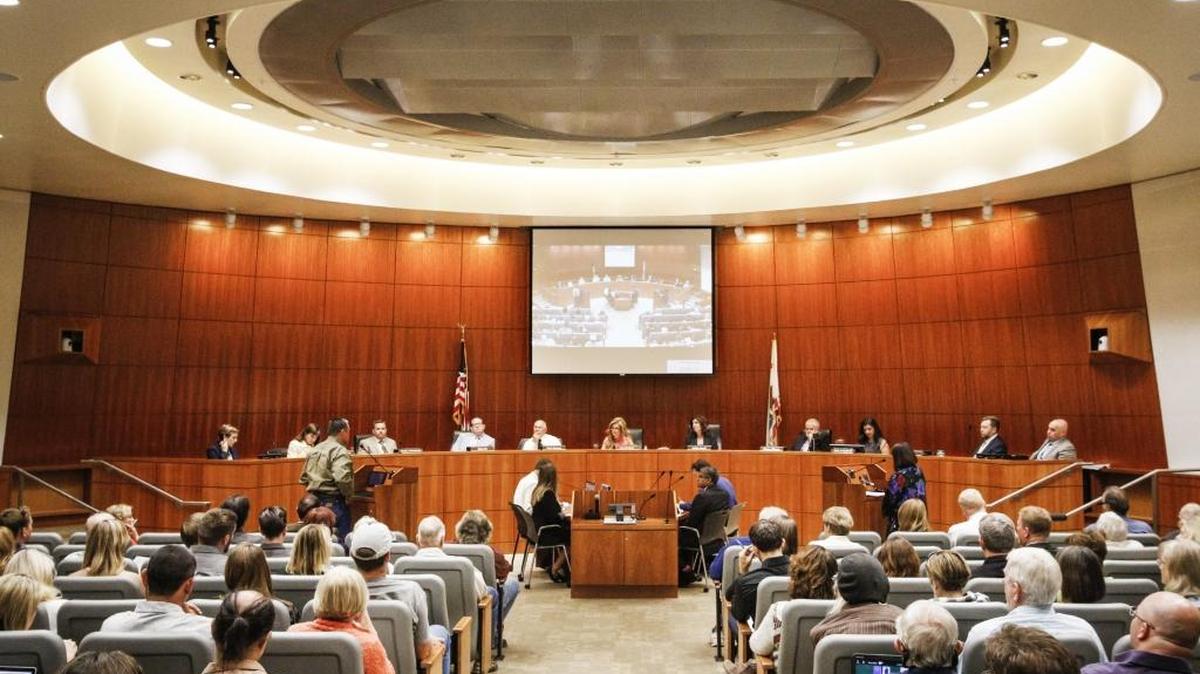 Residents make public comments before the San Luis Obispo County Board of Supervisors in 2016. The board is scheduled to review the allegation that a majority of supervisors violated the Ralph M. Brown Act.