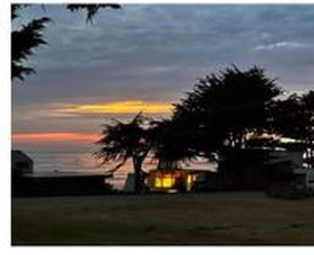 Is the sun setting forever on this tiny Cambria cottage created in 1965 by noted architectural designer/builder Warren Leopold? The California Coastal Commission will review appeals filed against the plan to replace the cottage with a home that’s more than twice as big.