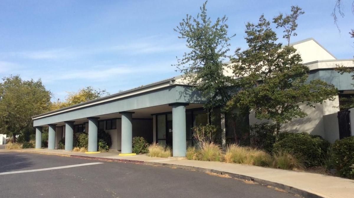 Exterior of the old Atascadero library building.