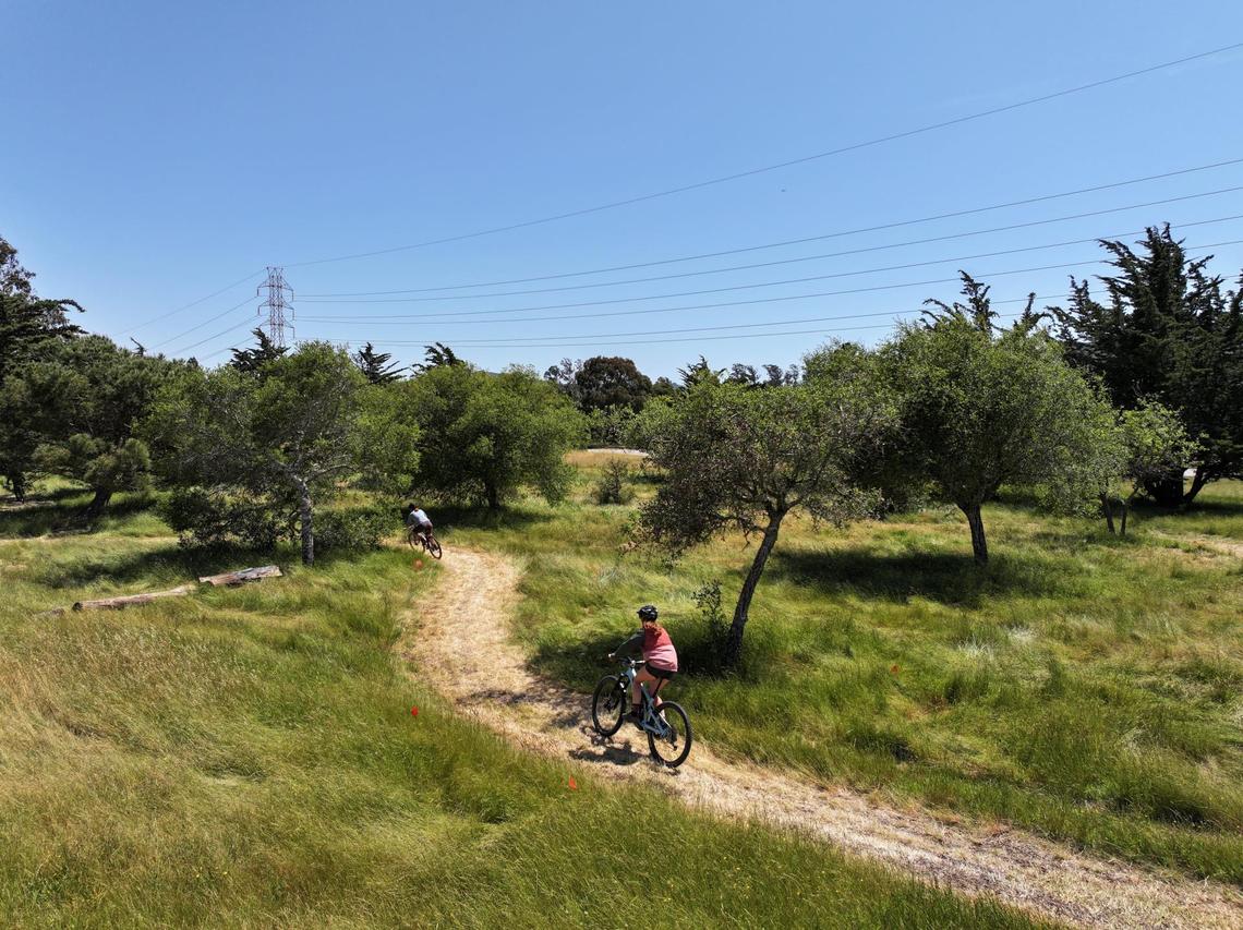 San Luis Obispo has opened the first phase of its new pilot bike park at Laguna Lake Park, which includes a mountain bike loop trail and a kids pump track.
